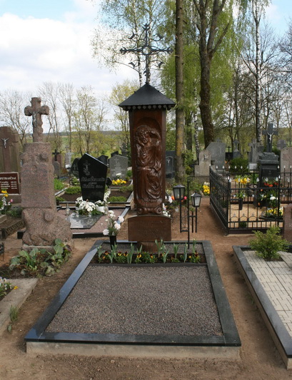 Birželio sukilimo dalyviai buvo itin aktyvūs Ramygalos ir Krekenavos valsčiuose. Nuotraukoje – žuvusių sukilimo Krekenavos miestelyje dalyvių A. Kulikausko ir A. Kiaunės kapai Krekenavos kapinėse. PANEVĖŽIO KRAŠTOTYROS MUZIEJAUS nuotr.