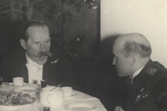 Dramatiški pabėgimai iš Sovietų Sąjungos dabar atrodo kaip veiksmo filmo siužetas, tačiau už kiekvieno tokio desperatiško poelgio slypėjo didžiulis pavojus, išardytos šeimos, sulaužyti likimai ar net mirtys.