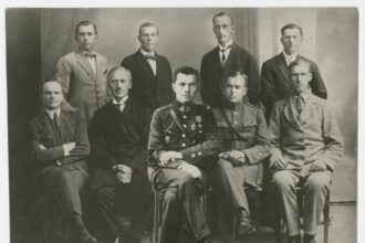 Lietuviai neliko abejingi jaunai šalies Nepriklausomybei iškilusiam pavojui ir ją gynė ištisomis šeimomis.