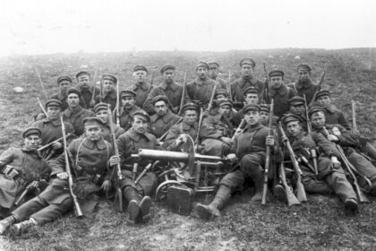 Nepriklausomybės kovų pradžioje Lietuvos kariuomenės ginkluotė buvo itin marga – turėjome ir rusiškų, ir prancūziškų, angliškų – net japoniškų ginklų. KAM nuotrauka