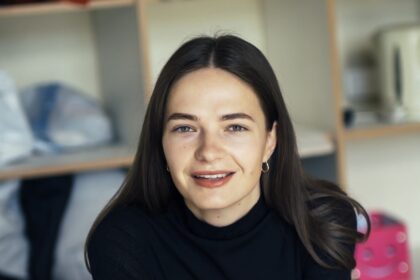 Panevėžietė Rūta Kepalaitė, šiuo metu Šveicarijoje karjeros laiptais sėkmingai kopianti dizainerė, pasiruošusi paneigti kiekvieną šiai profesijai taikomą mitą.