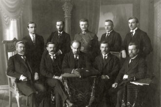 Tarpukario Lietuvoje ne vienoje vyriausybėje dirbo ir tautinių mažumų atstovai – žydų bei gudų ministrai.