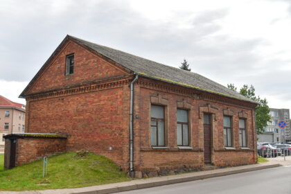 Sovietų saugumo struktūros okupacinei ideologijai Lietuvoje diegti naudojo visas įmanomas represines priemones. Šio tragiško mūsų istorijos laikotarpio liudijimus dabar patikėta sergėti archyvams.