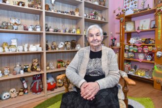 Ant 80-mečio slenksčio stovinti Sofija Prunskienė neslepia esanti pamišusi dėl pelėdų.