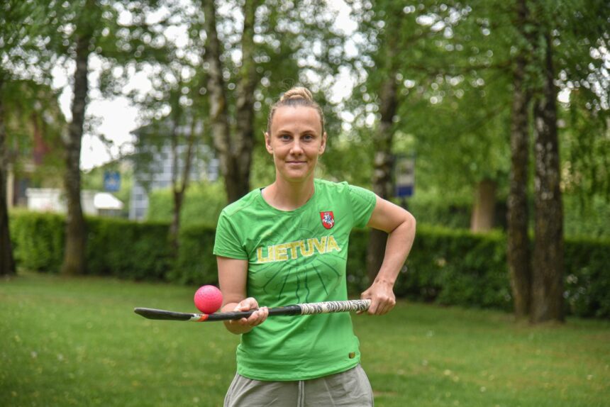 Iš pažiūros trapi ir švelni šviesiaplaukės išvaizda slepia tikrą kovotojas dvasią.