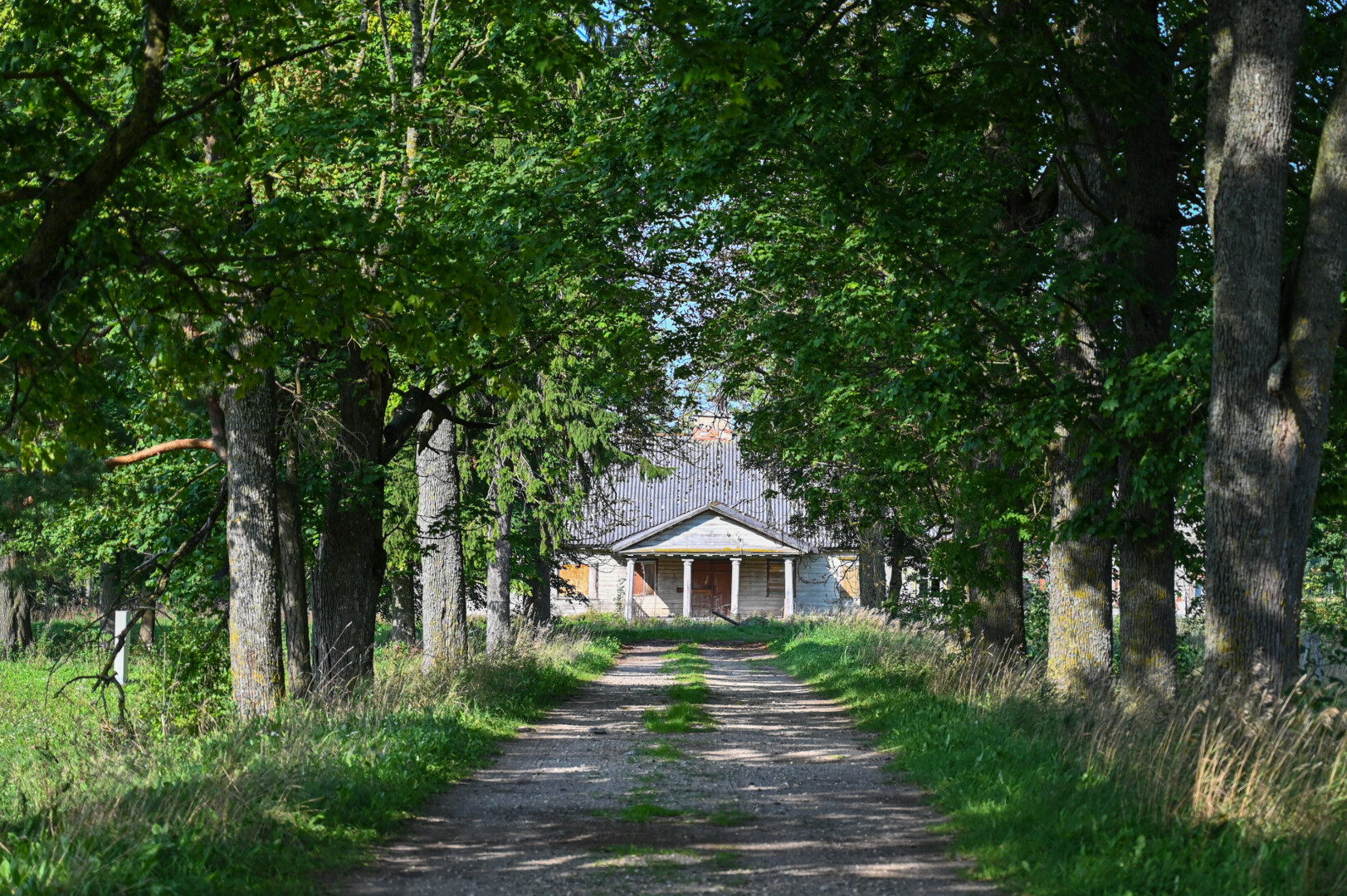 Būtais ar pramanytais dvaro įvykiais aplinkinių vietovių gyventojai gąsdindavo vaikus. P. ŽIDONIO nuotr.