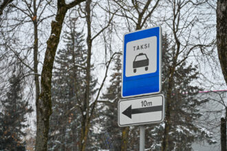 Kam reikalingi kelio ženklai, jei į juos niekas nekreipia dėmesio, bet nei policija, nei Savivaldybės viešosios tvarkos sergėtojai pažeidėjų nebaudžia?