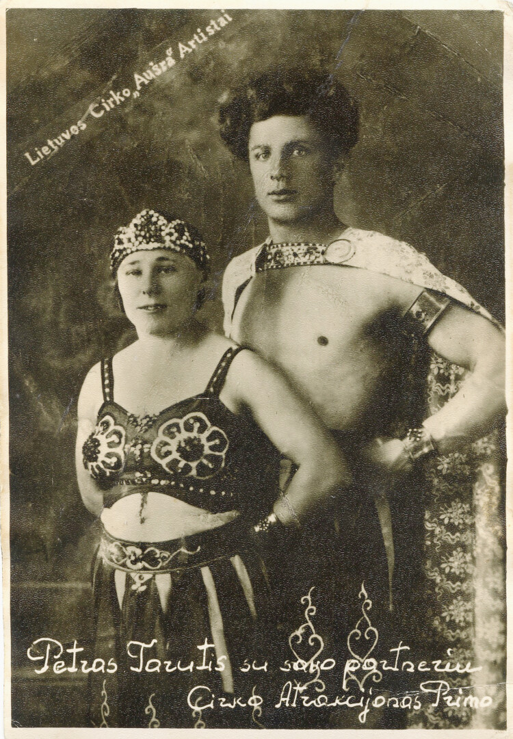 Petras Tarutis ir Agota Čereškevičiutė. 1934 metai. PANEVĖŽIO KRAŠTOTYROS MUZIEJAUS fondų nuotr.