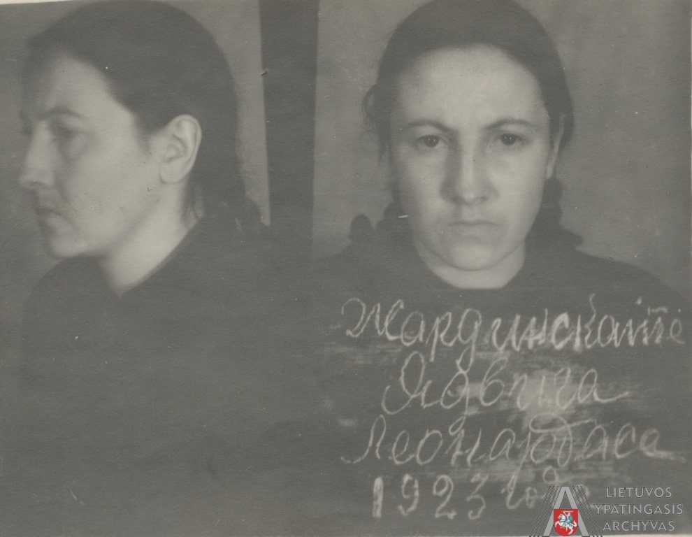 Panevėžio krašte laisvės kovotojams talkinusi Jadvyga Žardinskaitė už tai pelnė Daktaro Dolitlio slapyvardį. Mergina tebuvo spėjusi baigti Kauno valstybinio universiteto Medicinos fakulteto 3-iąjį kursą. Sučiupę sovietai ją nuteisė 25 metams pataisos darbų lageryje. LYA nuotr.