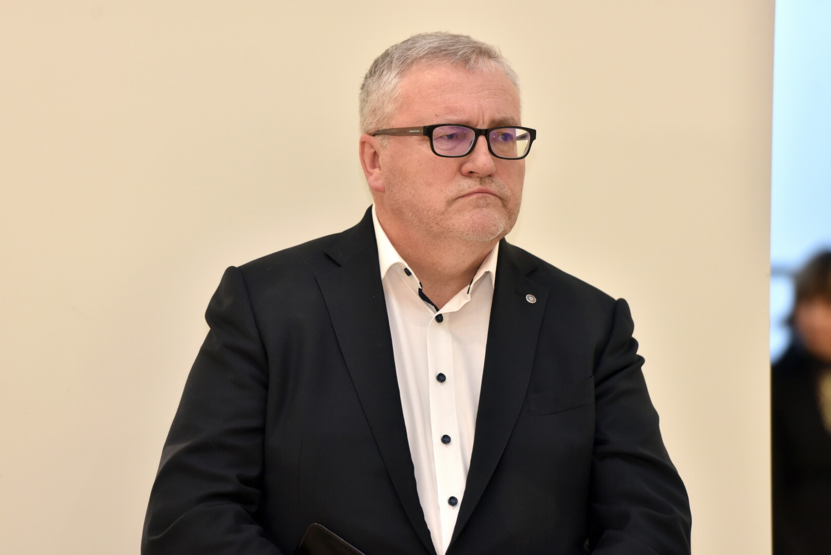 Buvęs Antiblokadinės komisijos pirmininkas Egidijus Žukauskas prisimena su kolegomis į posėdžius rinkdavęsi kartą per savaitę, o prireikus ir dažniau. Sovietams smaugiant Lietuvos ekonomiką, miestui, siekiančiam žūtbūt aprūpinti savo gyventojus ir išlaikyti pramonę, nuolat kildavo vis naujų iššūkių. G. KARTANO nuotrauka