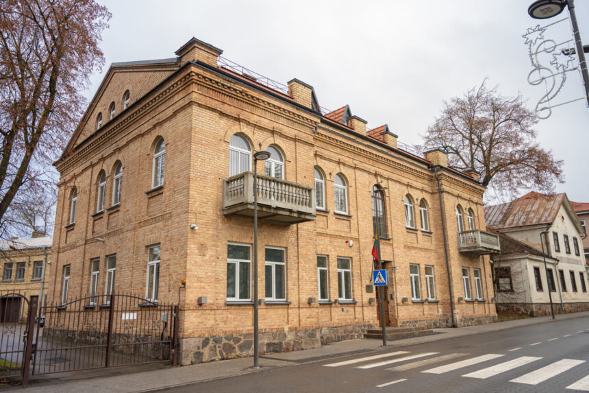 Sovietmečiu KGB archyvai Lietuvoje buvo tokia pat neįveikiama tvirtovė kaip ir pati sistema. Įslaptinti, neprieinami, saugomi struktūrų jie formavo valstybės baimės ir kontrolės mechanizmą.