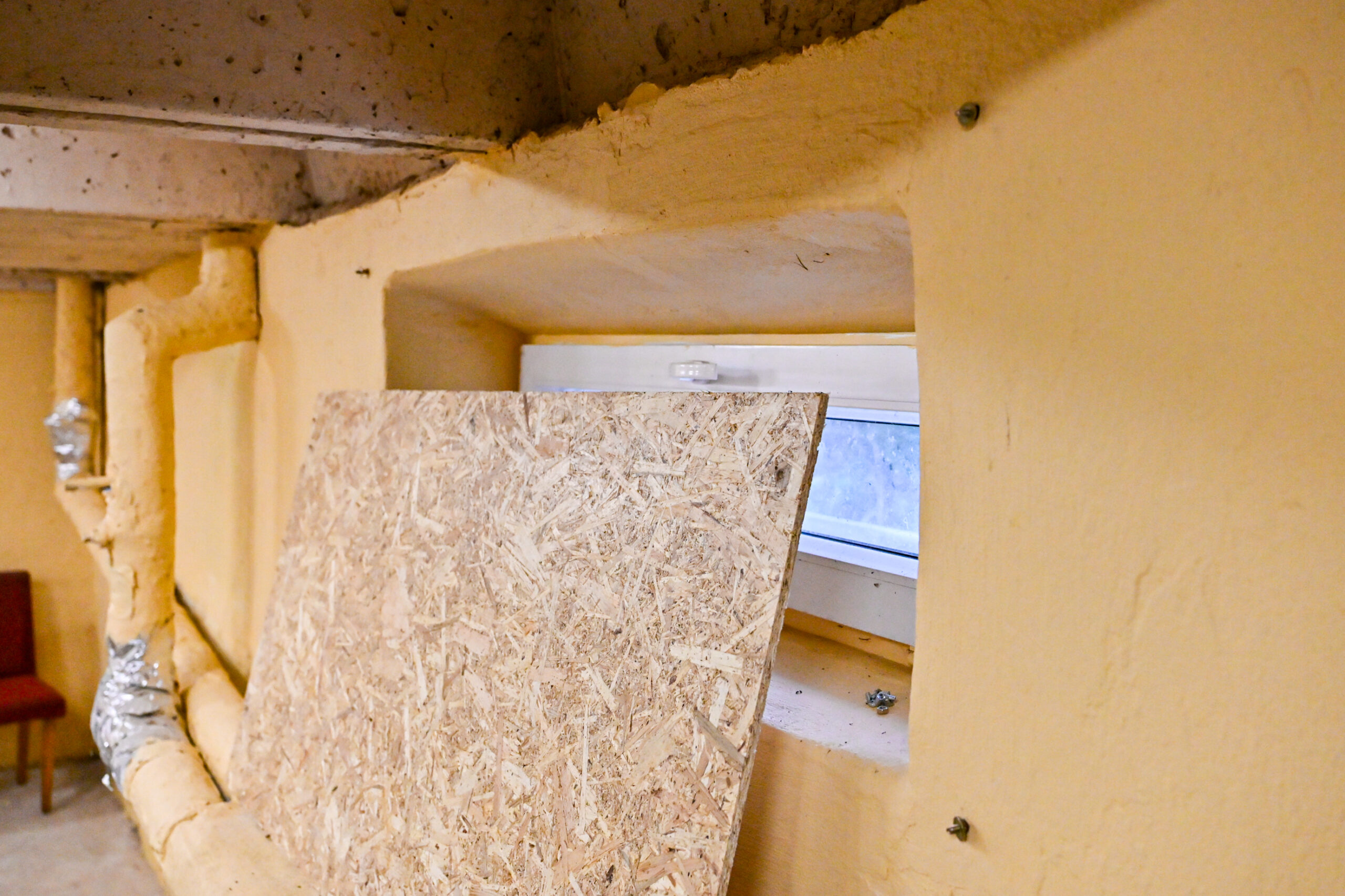 Priedangos įrengtos jau daugiau nei dešimtyje Panevėžio daugiabučių. G. KARTANO nuotr.