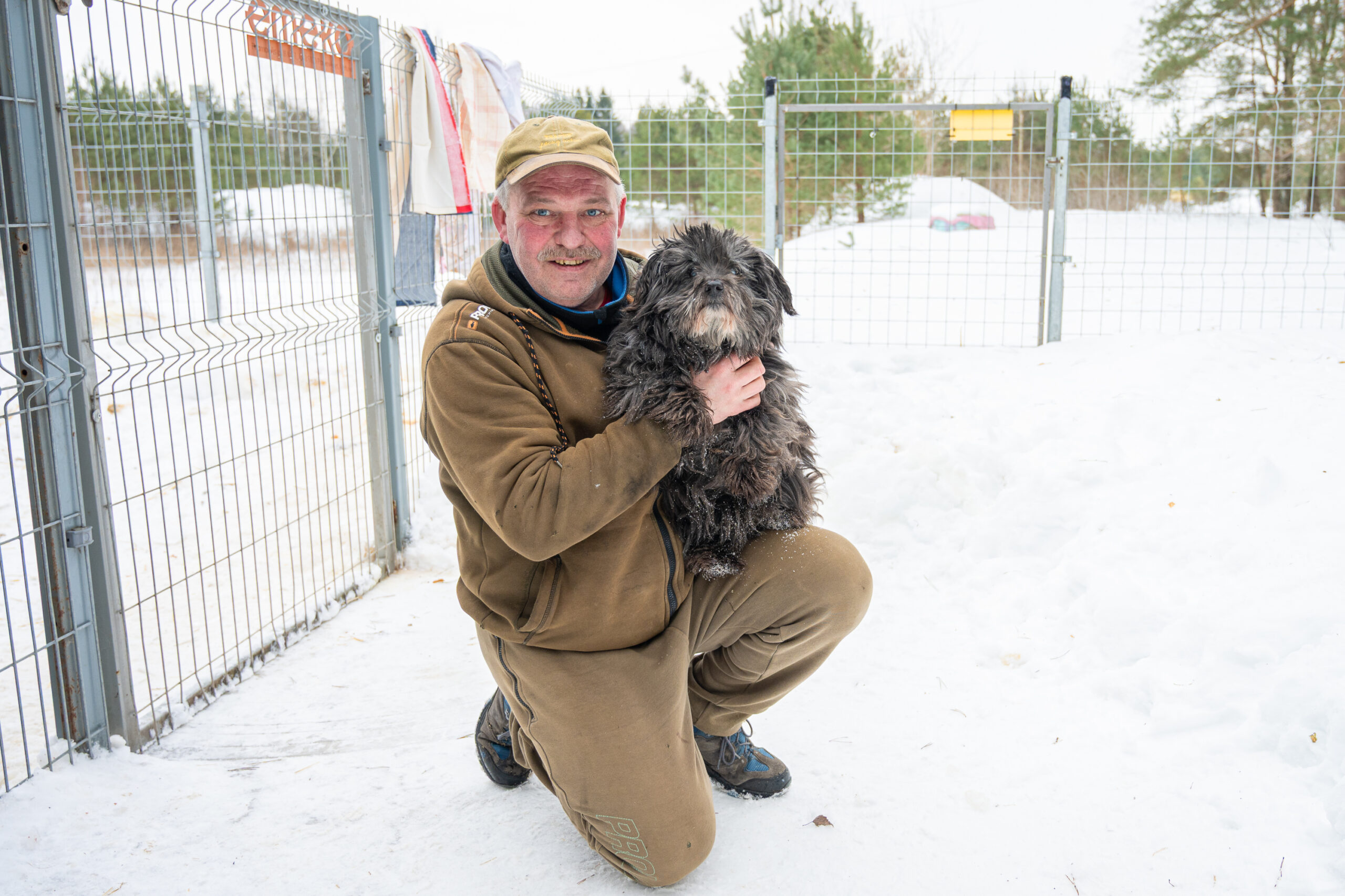 Dainius Kulbis įsitikinęs, kad tarnystė šunims, kaip ir tarnyba kariuomenėje, yra pašaukimas. P. ŽIDONIO nuotr.